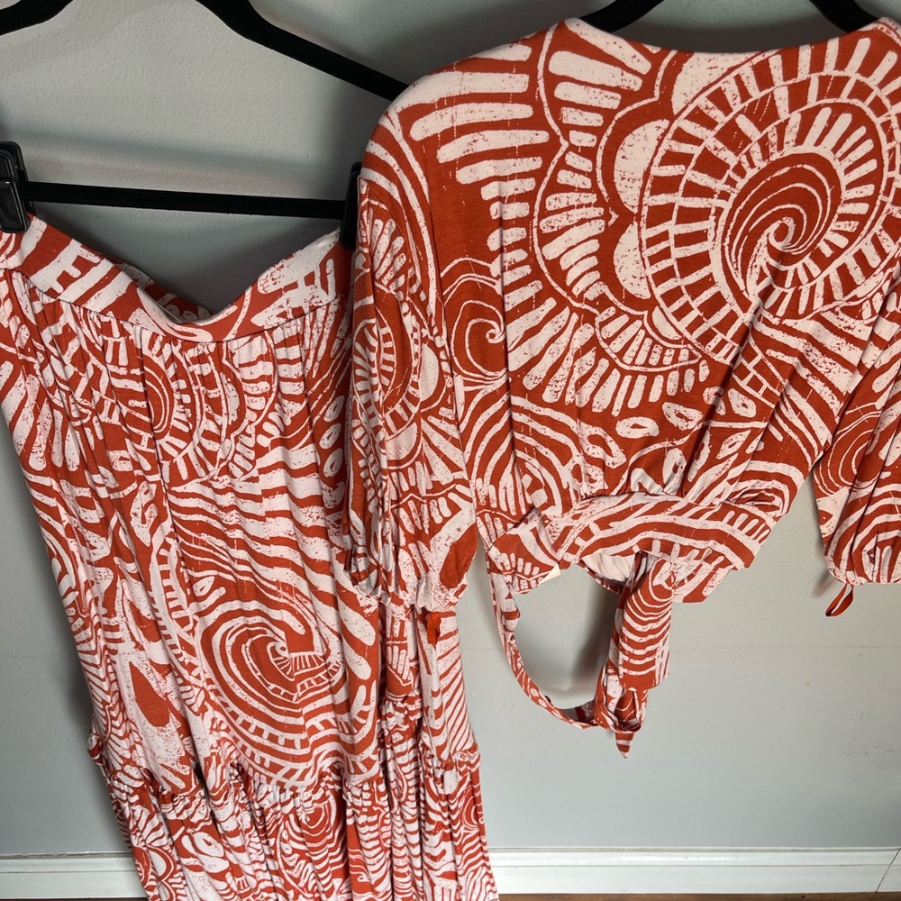Anthropologie 2 pc set - midi skirt size medium and crop top size small